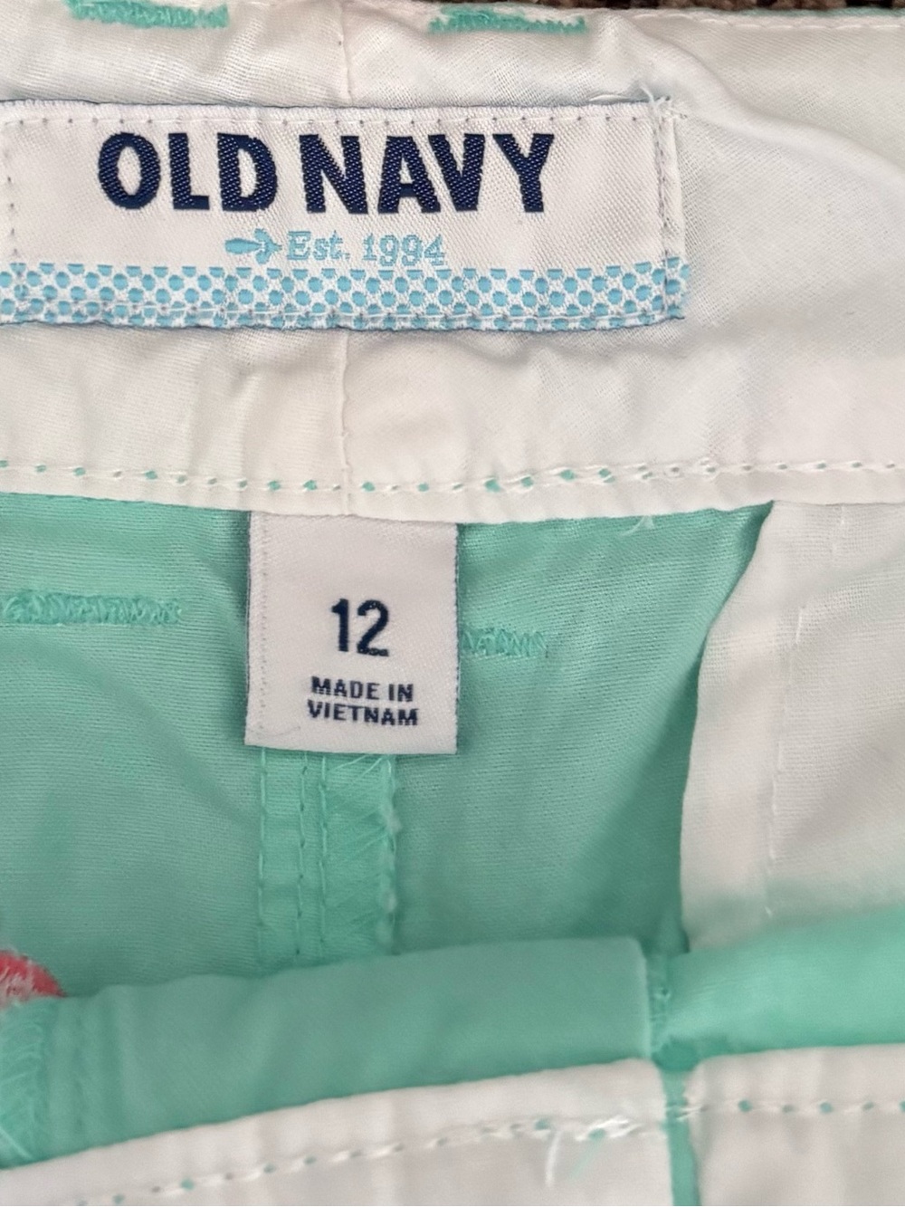 ☀️ 🦩 Old Navy Flamingo Embroidered Chino Shorts Mint Aqua Pink Size 12 🦩 - Picture 3 of 4